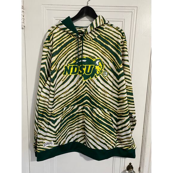 NDSU Bison Green and White Zebra Print Hoodie Size XXL - Picture 1 of 5